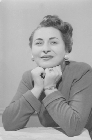 VIOLETA FRIEDMAN en 1951